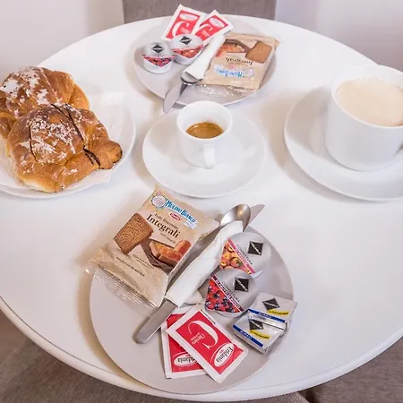 Azzurra 招待所 罗马